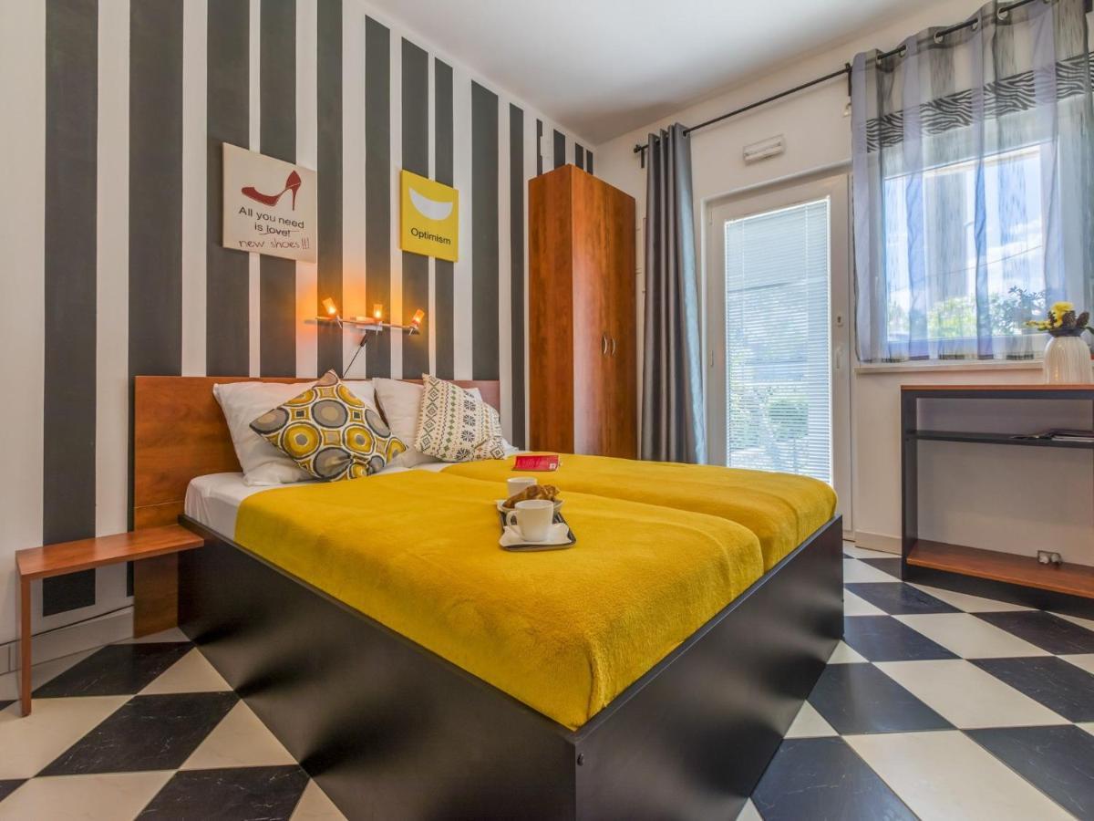 Apartments Rabbit Crikvenica Εξωτερικό φωτογραφία