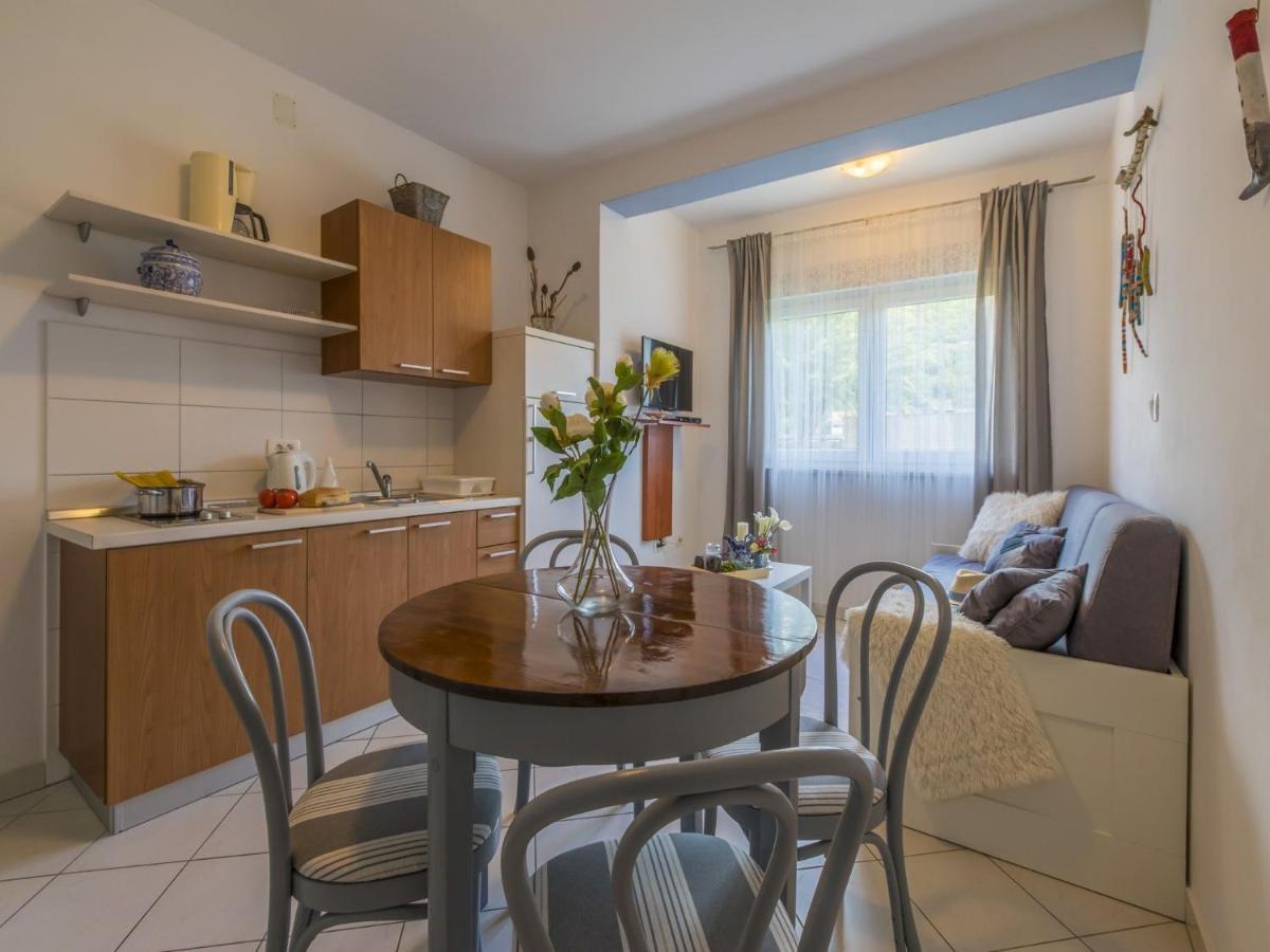 Apartments Rabbit Crikvenica Εξωτερικό φωτογραφία