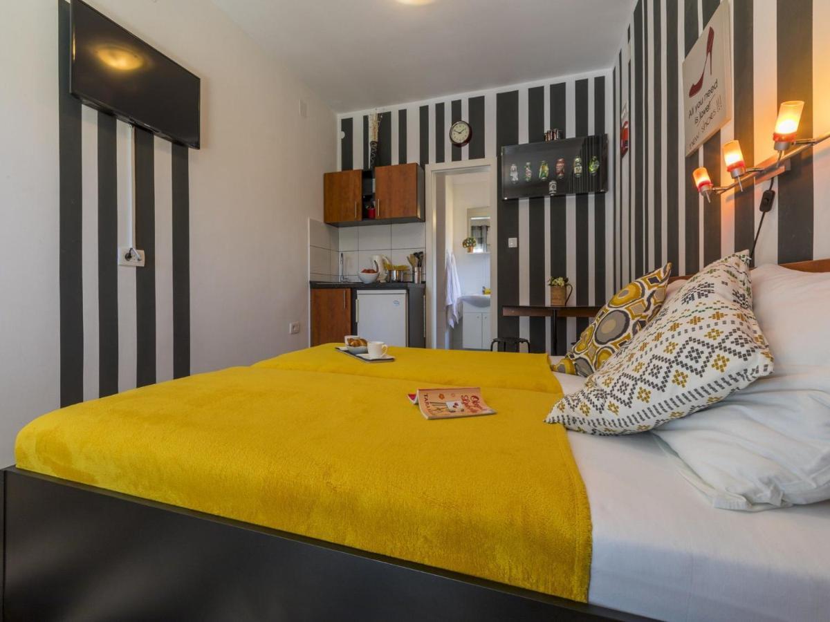 Apartments Rabbit Crikvenica Εξωτερικό φωτογραφία